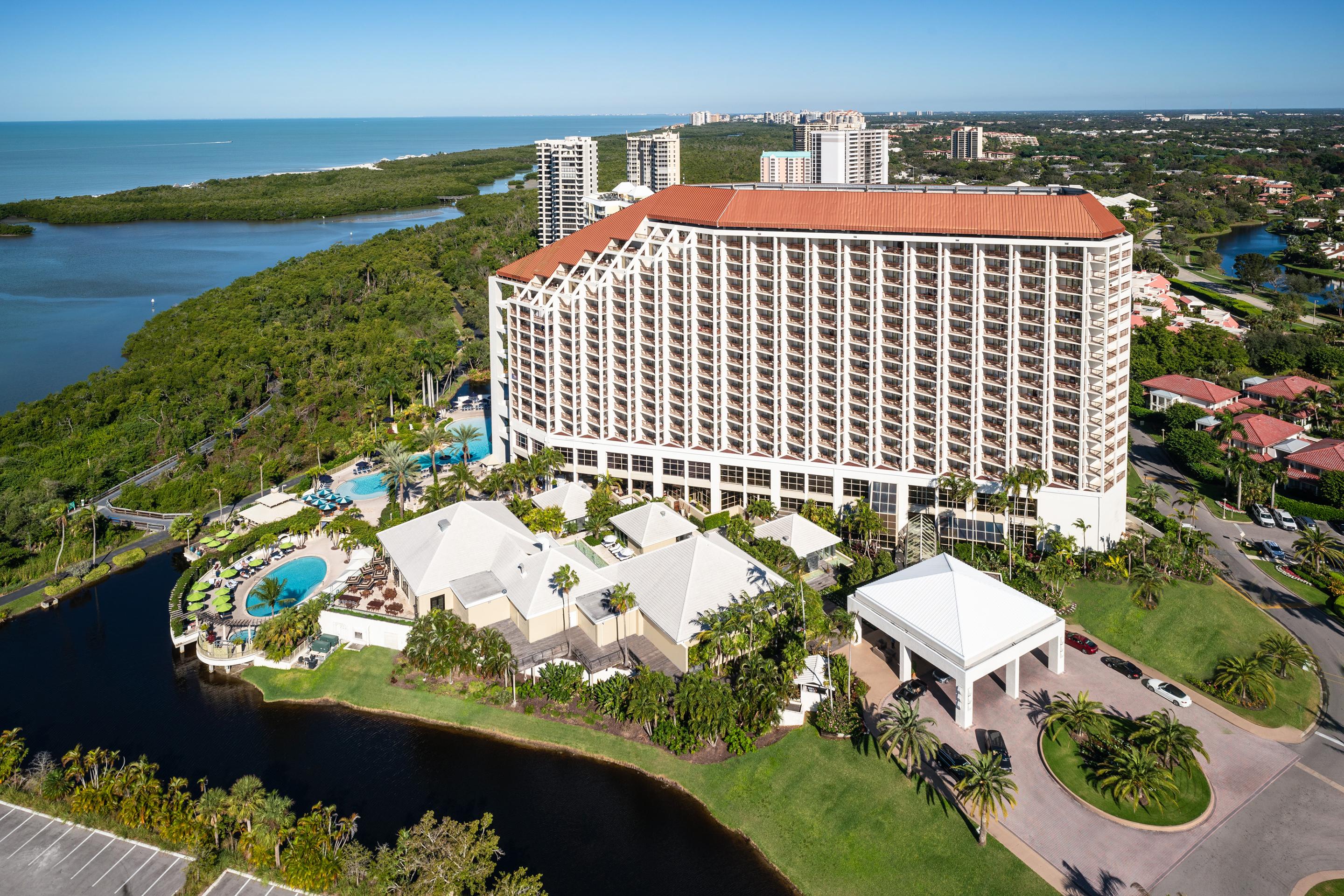 Naples Grande Beach Resort Exterior photo