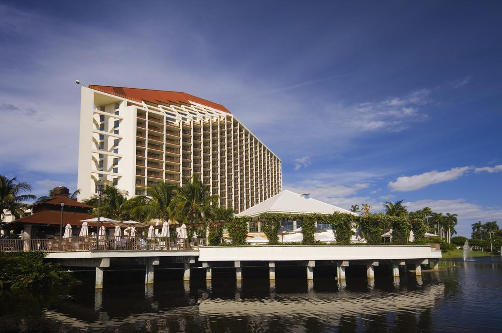 Naples Grande Beach Resort Exterior photo