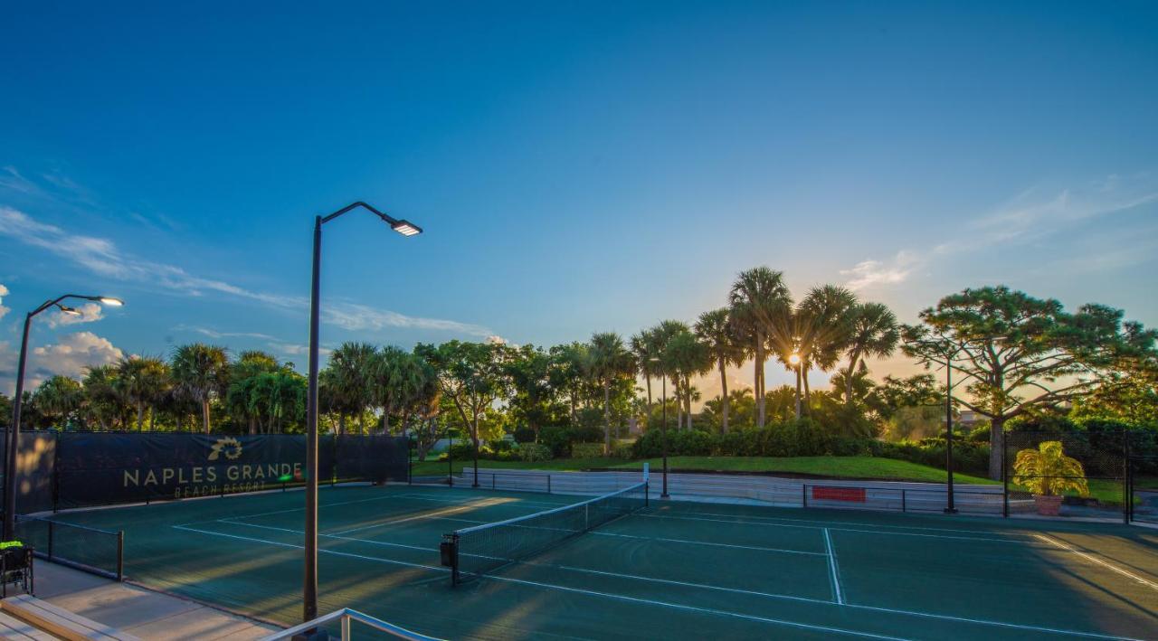 Naples Grande Beach Resort Exterior photo